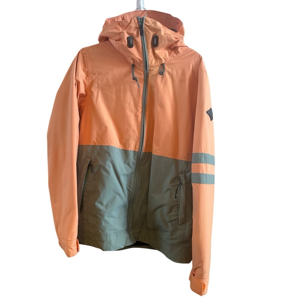 Dakine Juniper Snowboard Ski Woman's Jacket Size Large Melon Sage‎ Color Block